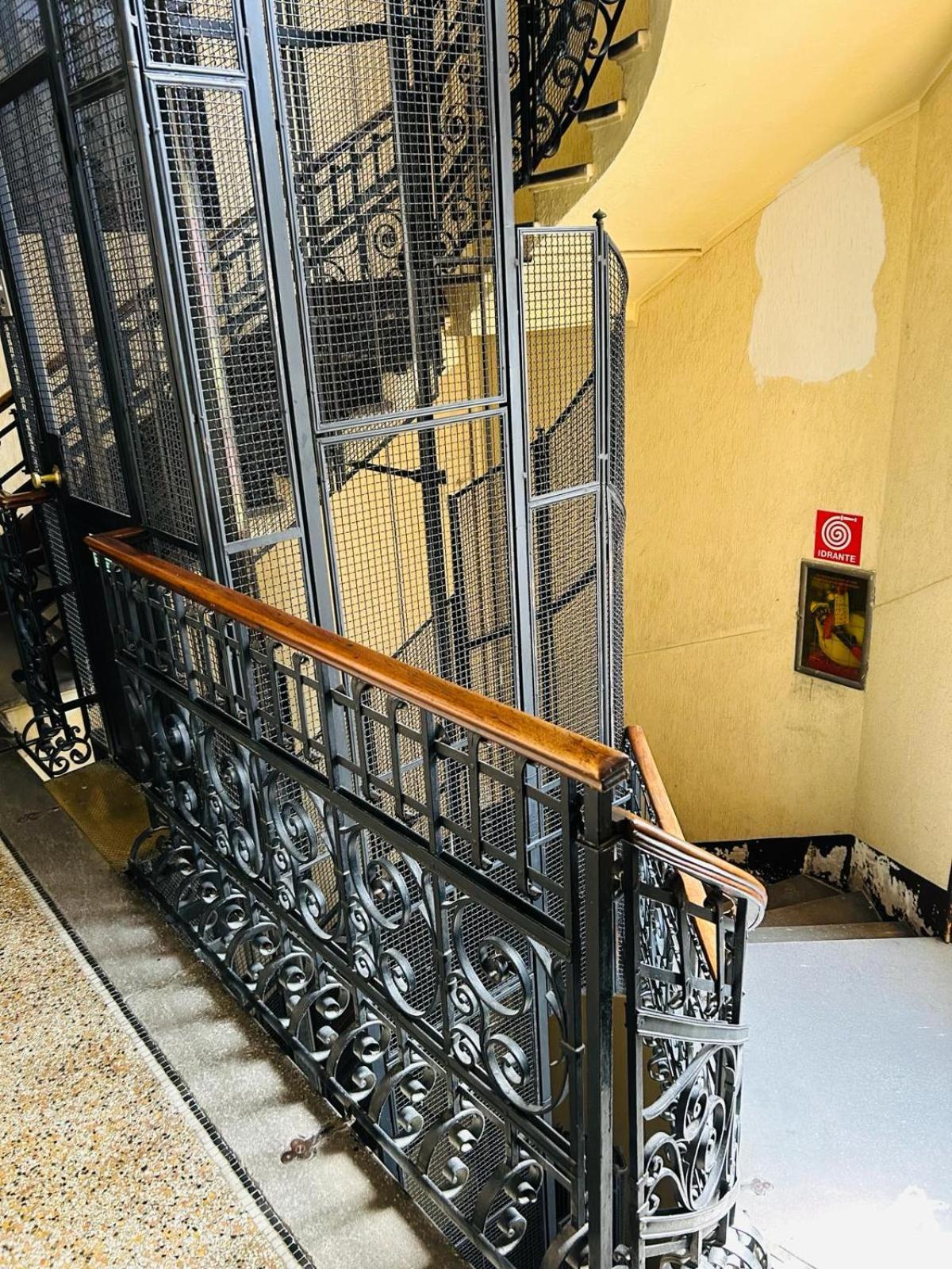 Hostel Boutique Milan Extérieur photo
